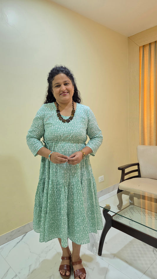 Mother Light Green Color Nadi Dress in Cotton