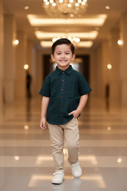 Son Bottle Green Color Color Vertical Shirt in Cotton