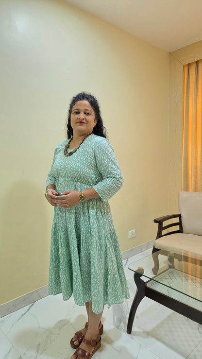 Mother Light Green Color Nadi Dress in Cotton